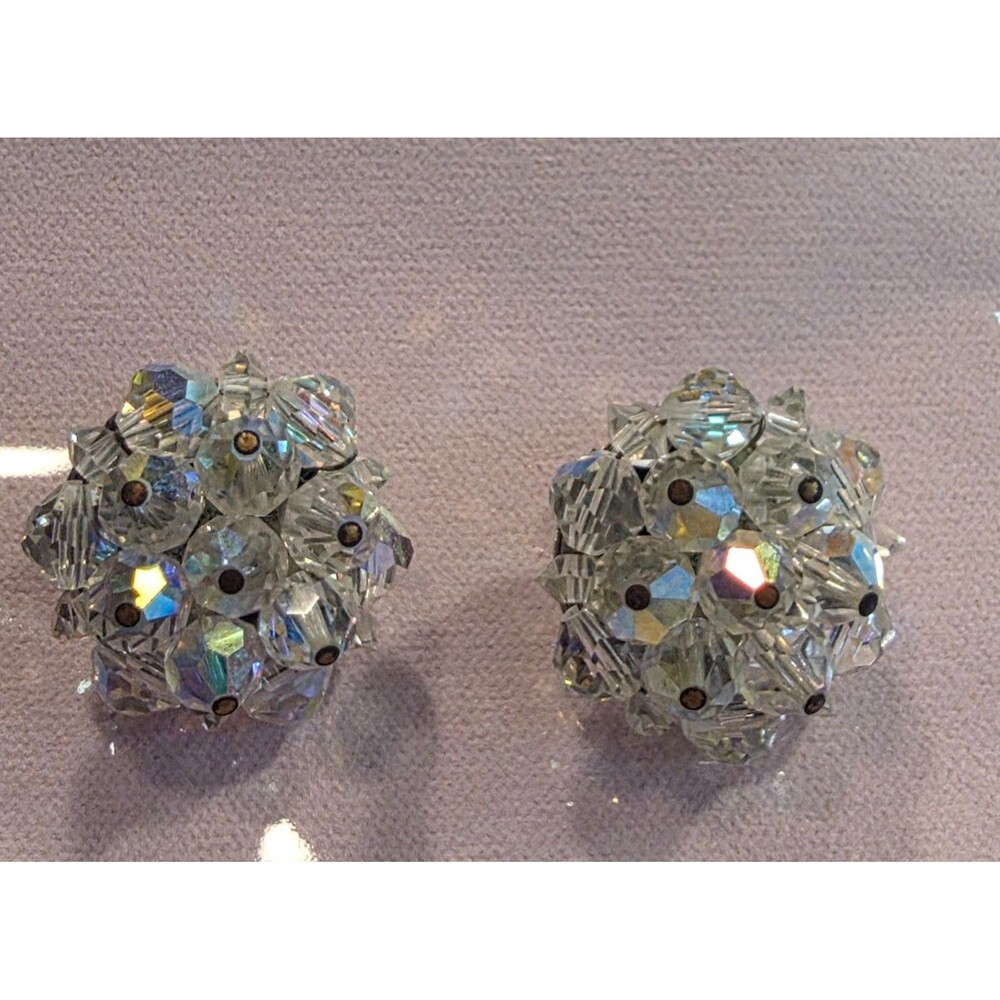 Vintage Laguna Sparkly AB Faceted Crystal Cluster Bead Clip-On Earrings 1"